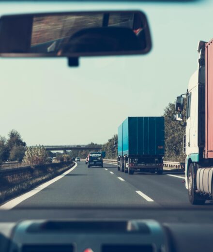 Route Optimization with AI: Saving Costs and Reducing Carbon Emissions